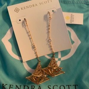 KENDRA SCOTT ROSE GOLD DANA EARRINGS NWT